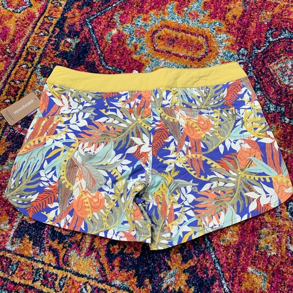 Patagonia Jurassic Fern Wavefarer Shorts - Picture 6 of 7